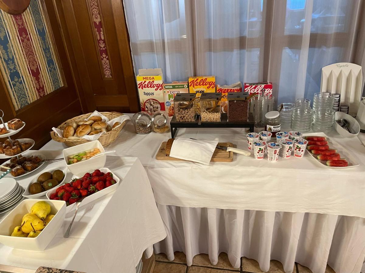 Hotel Restaurant Wallner I Contactless Check-In سانكت فالنتين المظهر الخارجي الصورة
