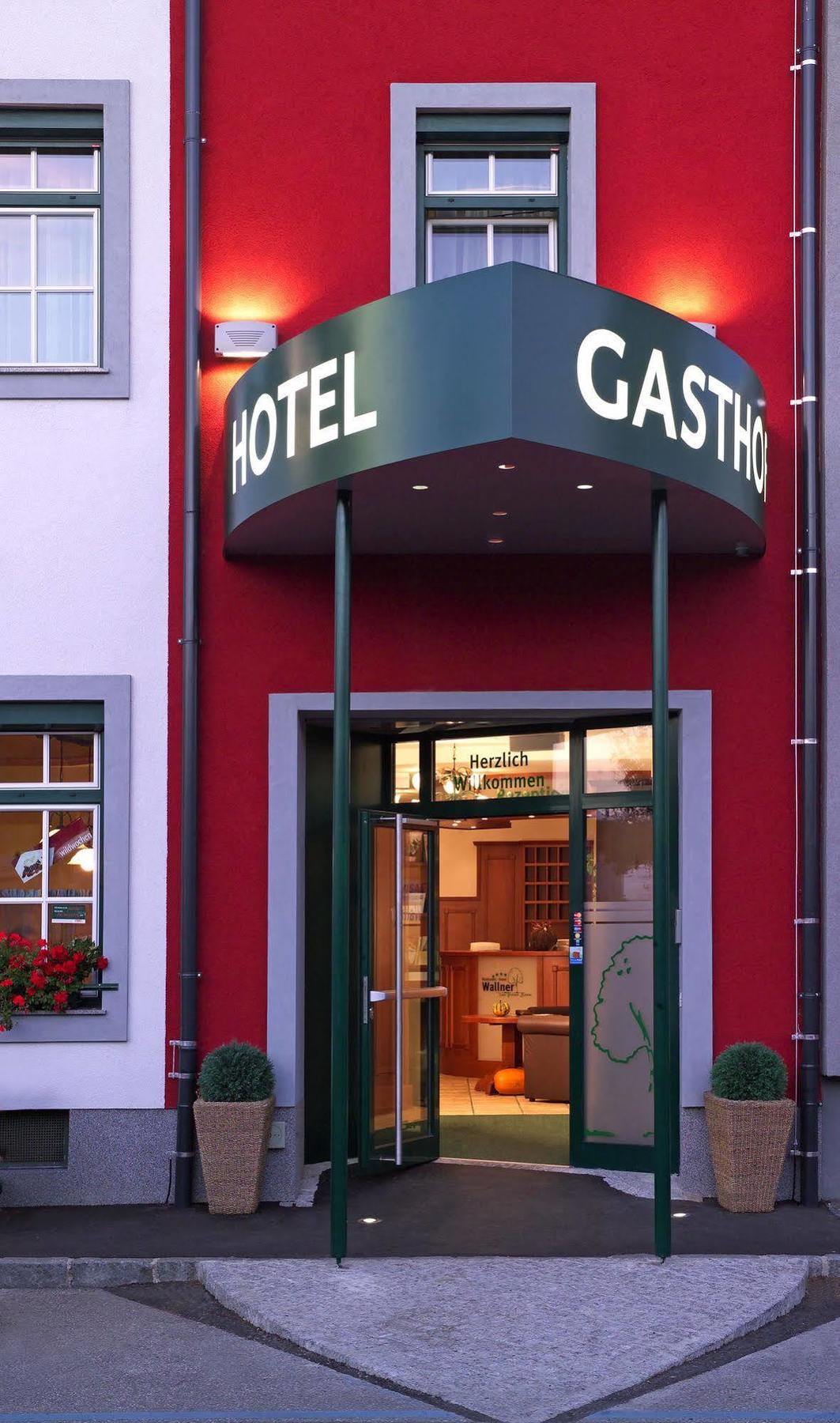 Hotel Restaurant Wallner I Contactless Check-In سانكت فالنتين المظهر الخارجي الصورة